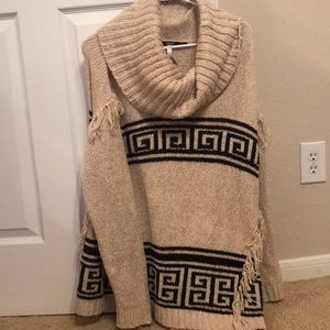 Oversized kensie turtle sweater size S